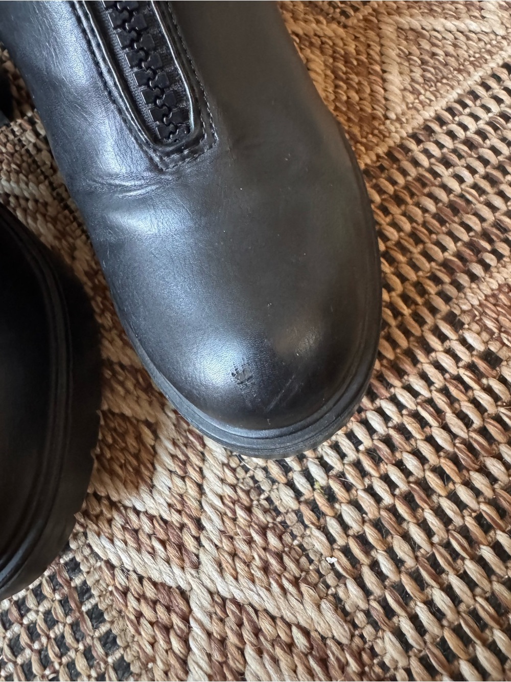 MADDEN GIRL Truffle Black Platform Zipper Front Ankle Boots Size 8 - Picture 8 of 8